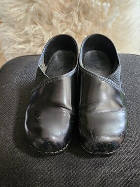 Classic Clogs from Dansko. Black Leather. Size EU36